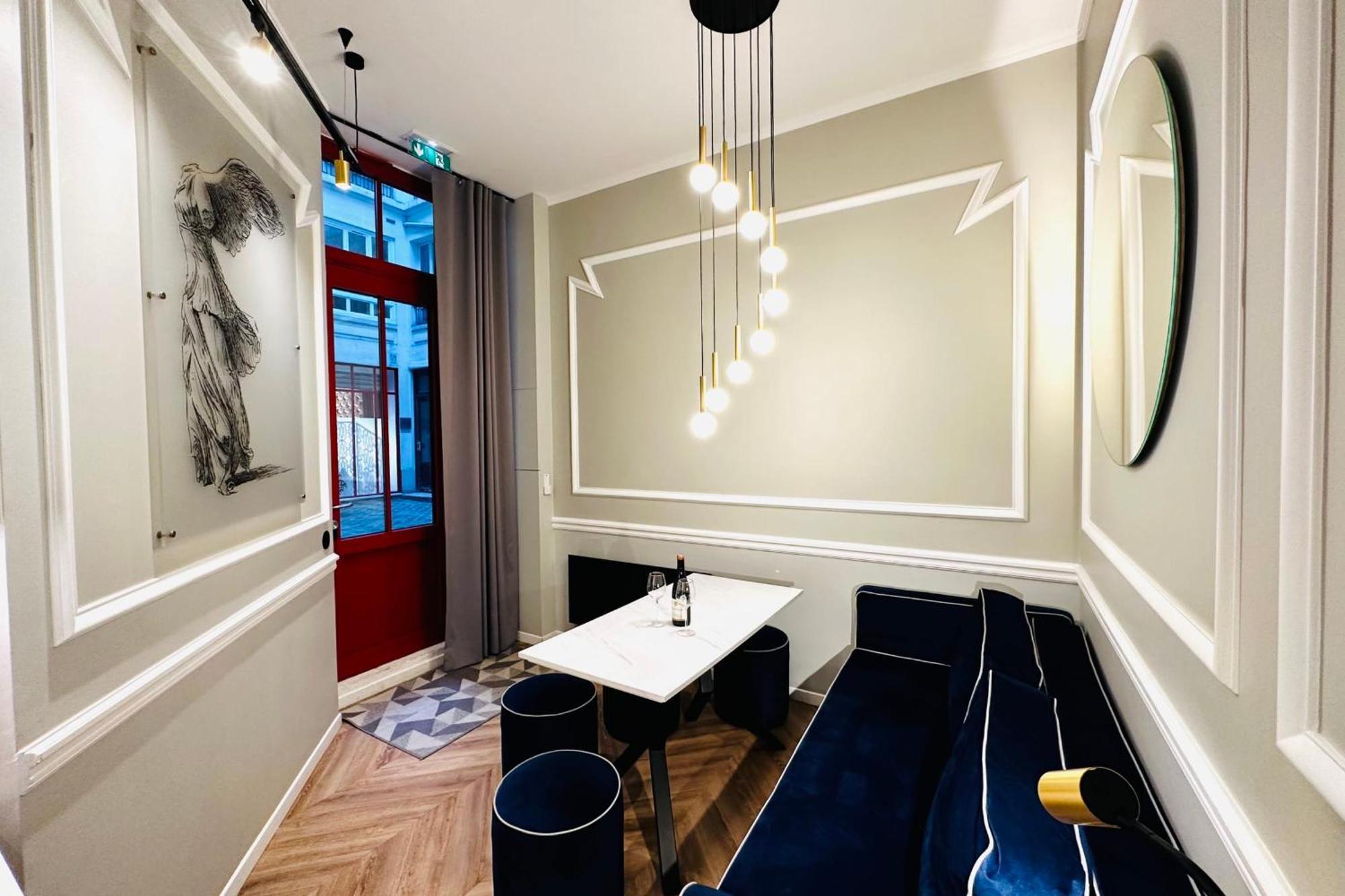 Cocon Parisien - Face A Louboutin - Chez Nicolas Exterior photo